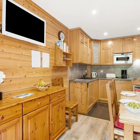Appartamento Le Petit Savoyard-5 By Interhome Châtel